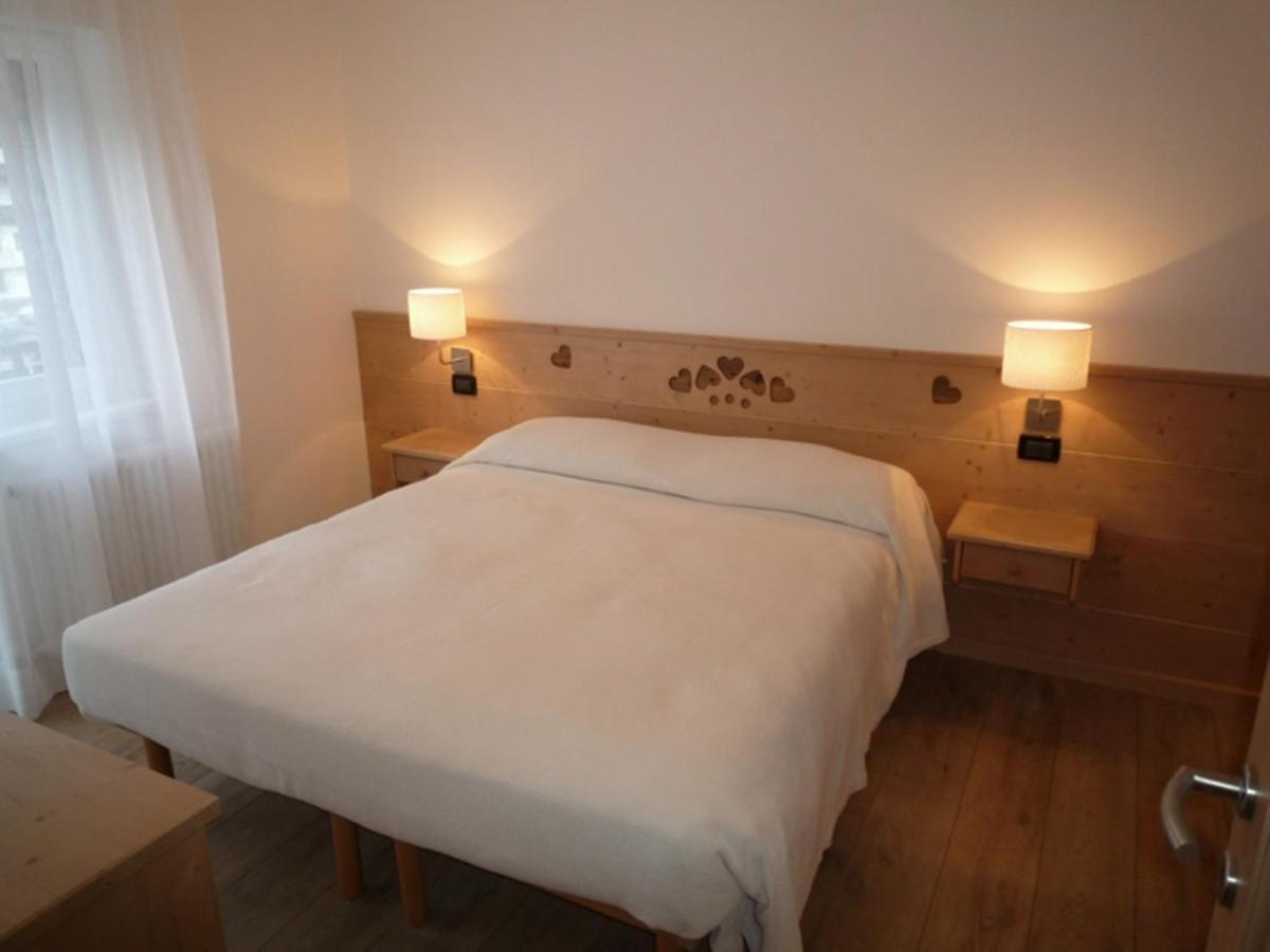 Stella Alpina Apartment Campitello di Fassa Luaran gambar