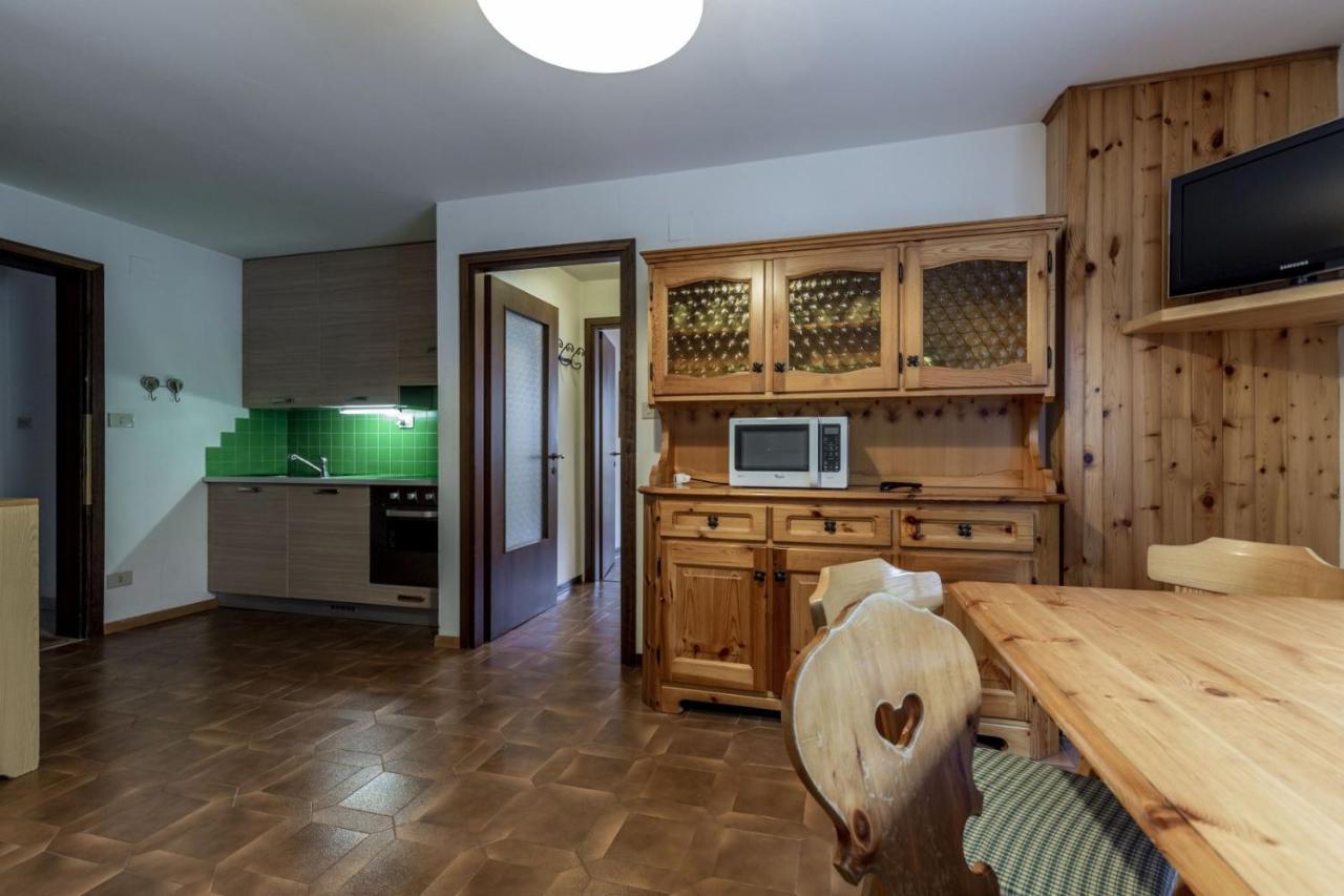 Stella Alpina Apartment Campitello di Fassa Luaran gambar