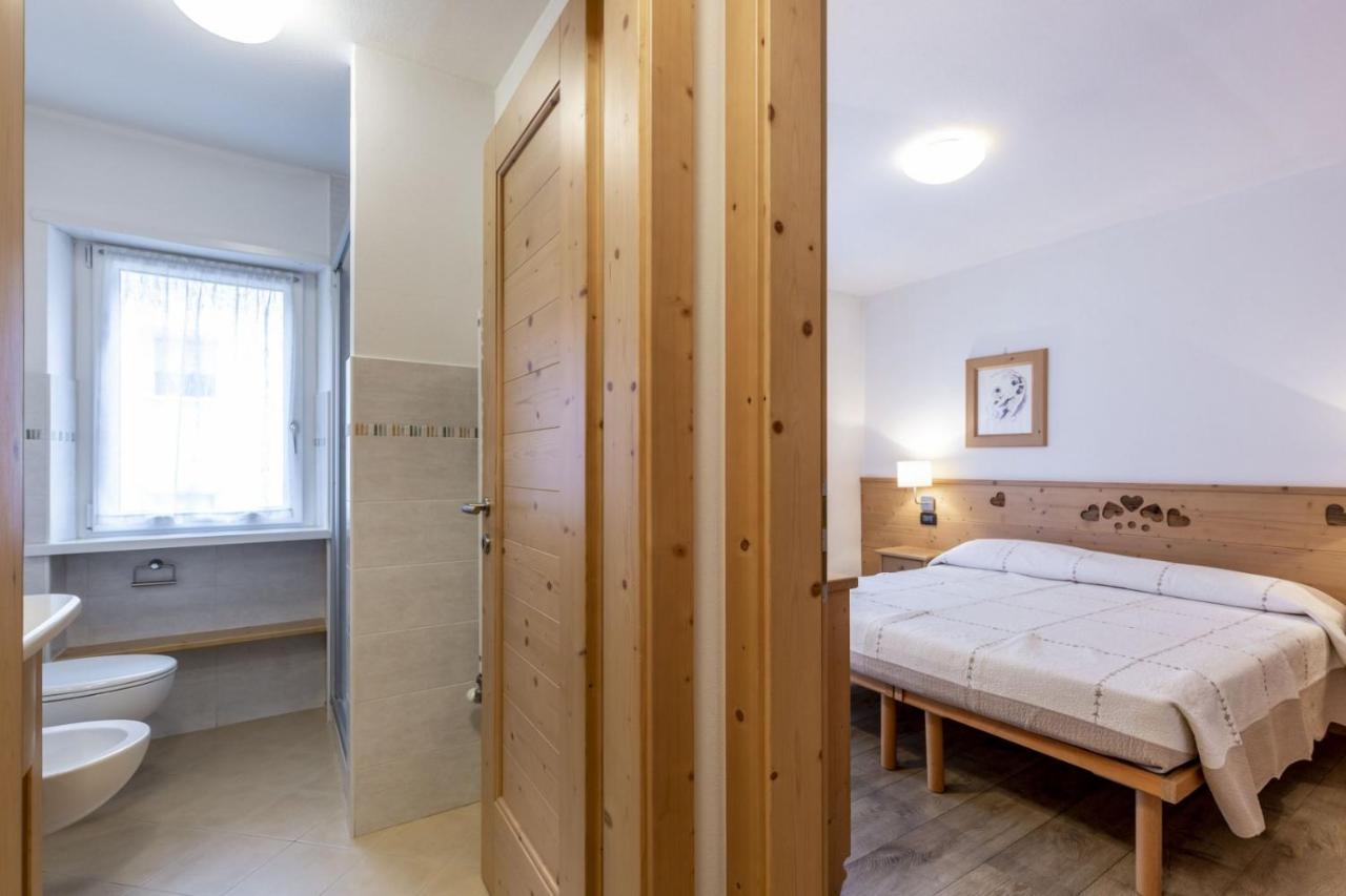 Stella Alpina Apartment Campitello di Fassa Luaran gambar