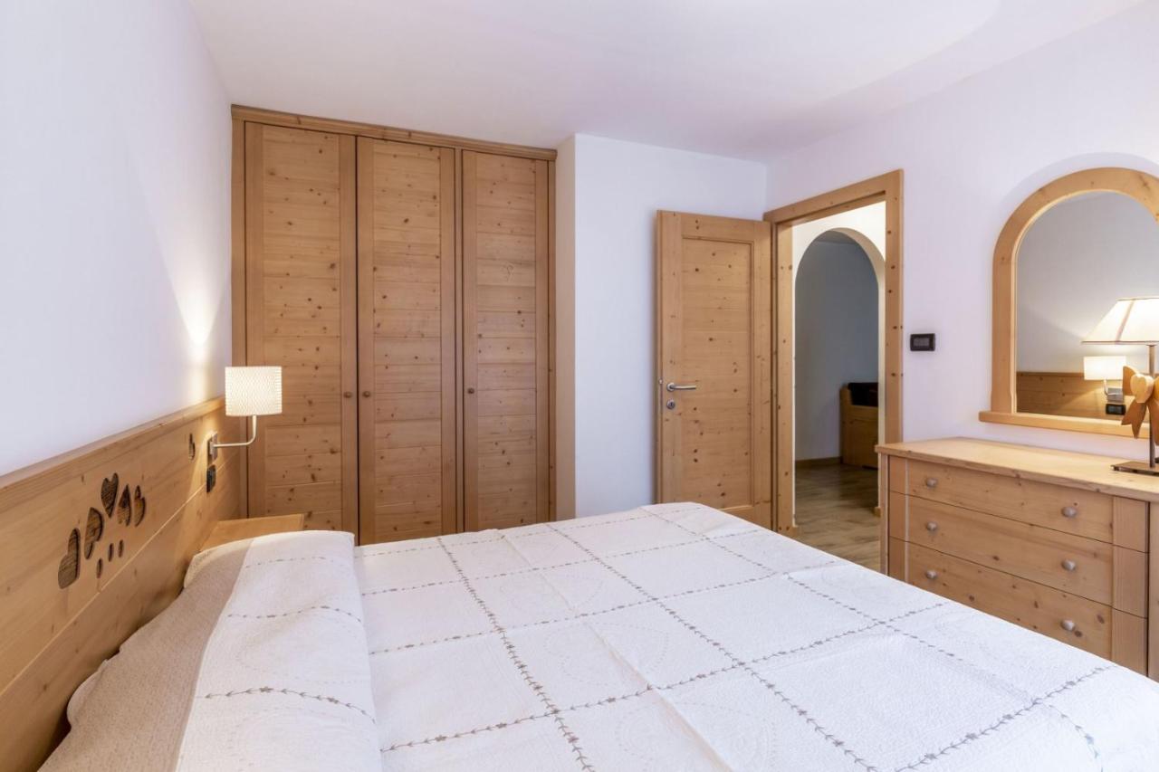 Stella Alpina Apartment Campitello di Fassa Luaran gambar