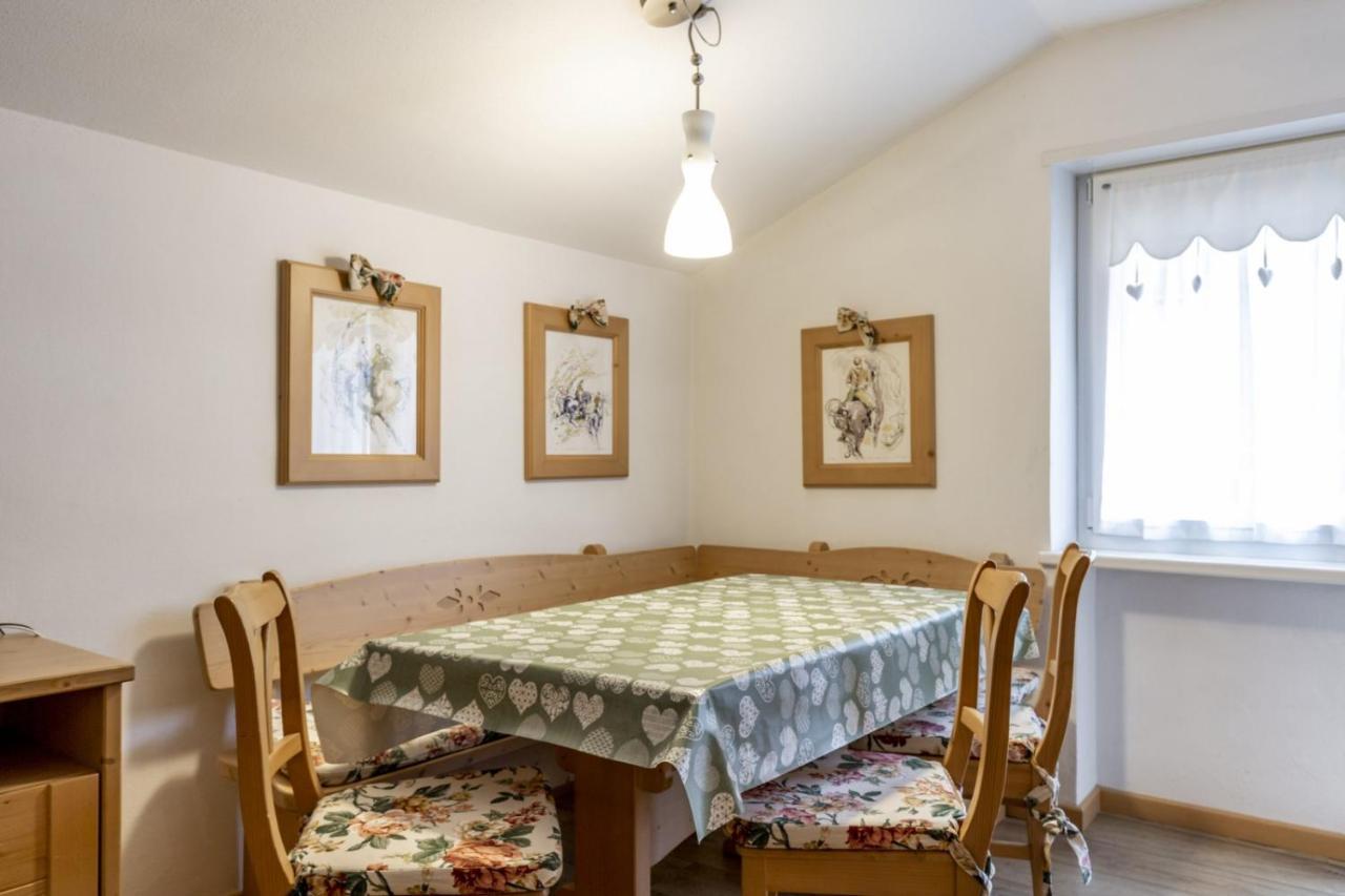 Stella Alpina Apartment Campitello di Fassa Luaran gambar