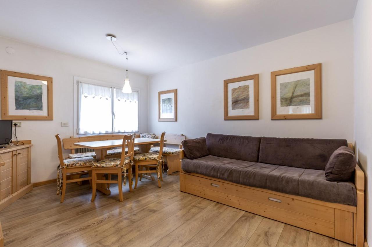 Stella Alpina Apartment Campitello di Fassa Luaran gambar