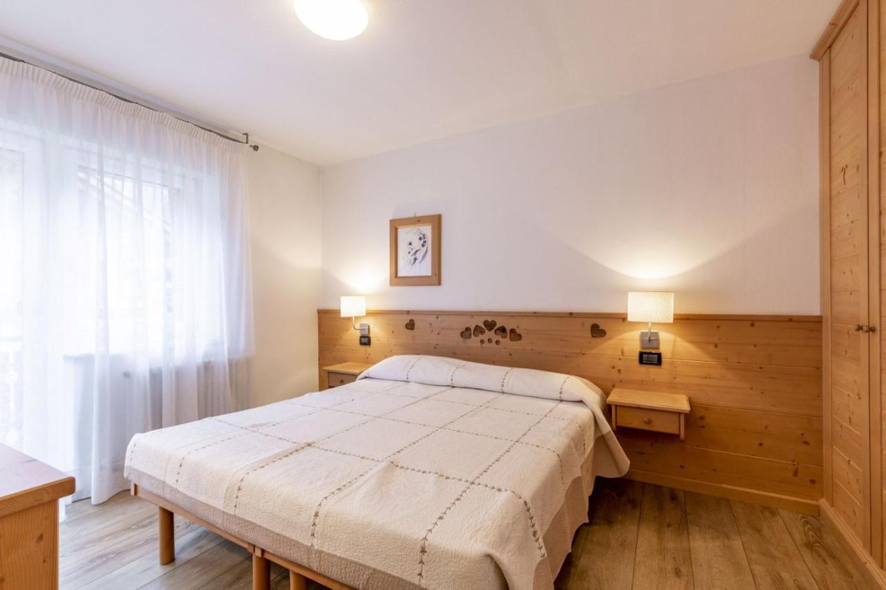 Stella Alpina Apartment Campitello di Fassa Luaran gambar