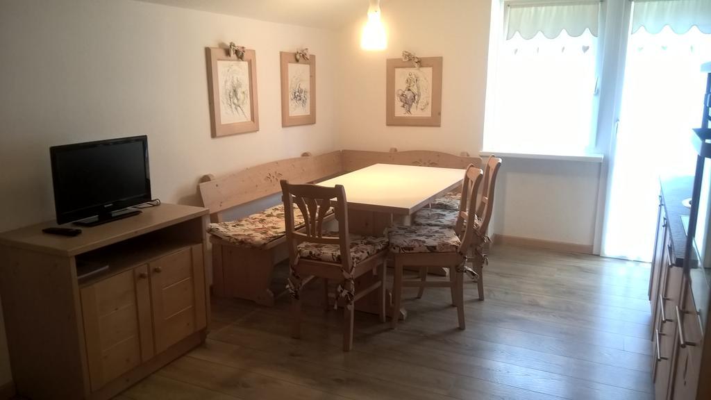 Stella Alpina Apartment Campitello di Fassa Luaran gambar